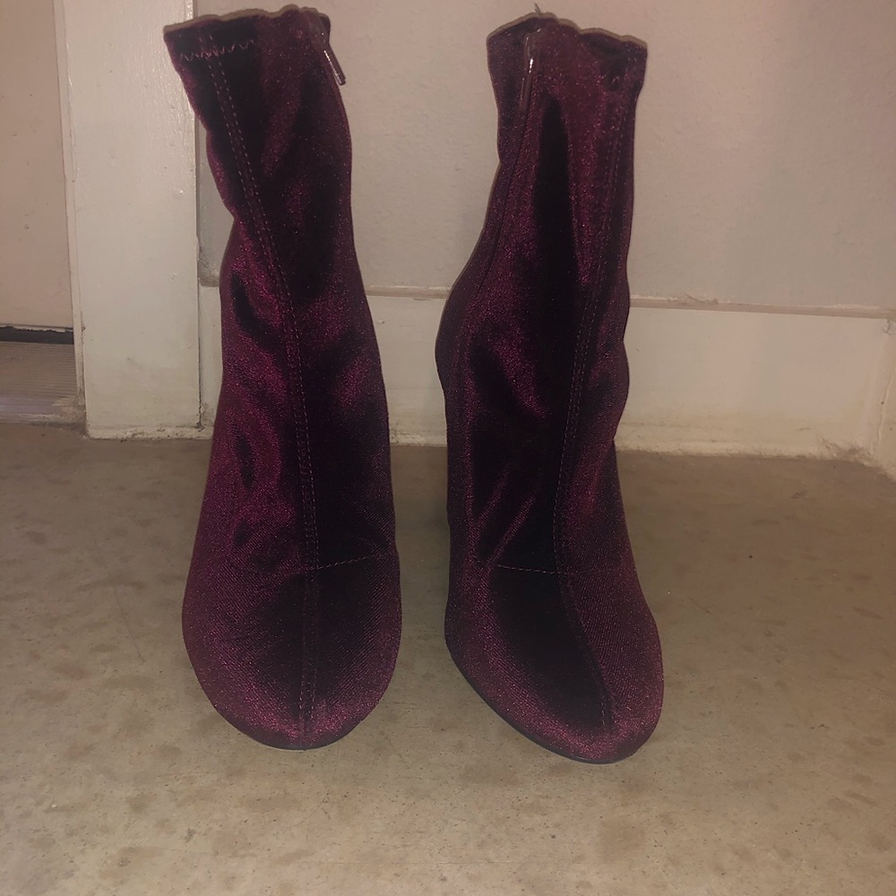 Velvet booties